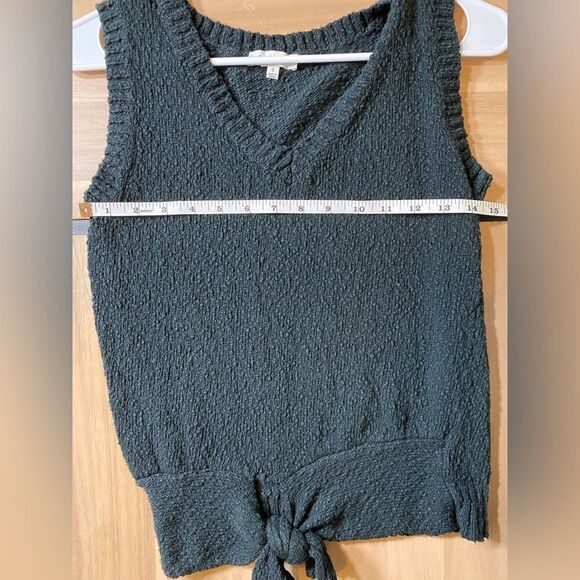 Moon river black vest - Picture 2 of 5